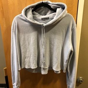 BRANDY MELVILLE cropped hoodie!